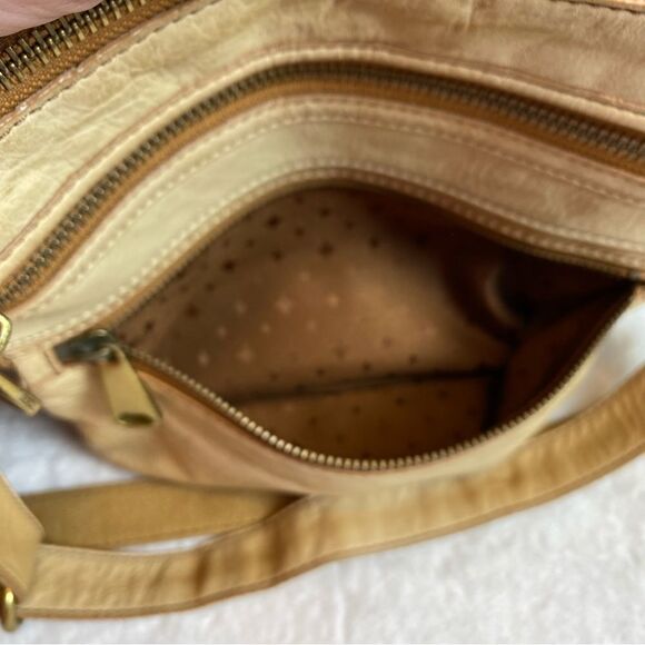 Fossil Explorer Crossbody Leather Purse - Picture 11 of 16